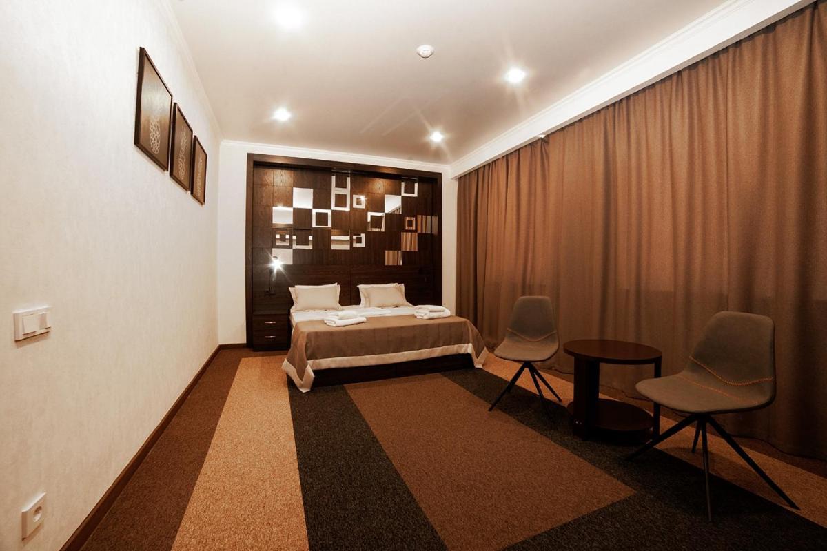 Meridian Karagandy Dış mekan fotoğraf