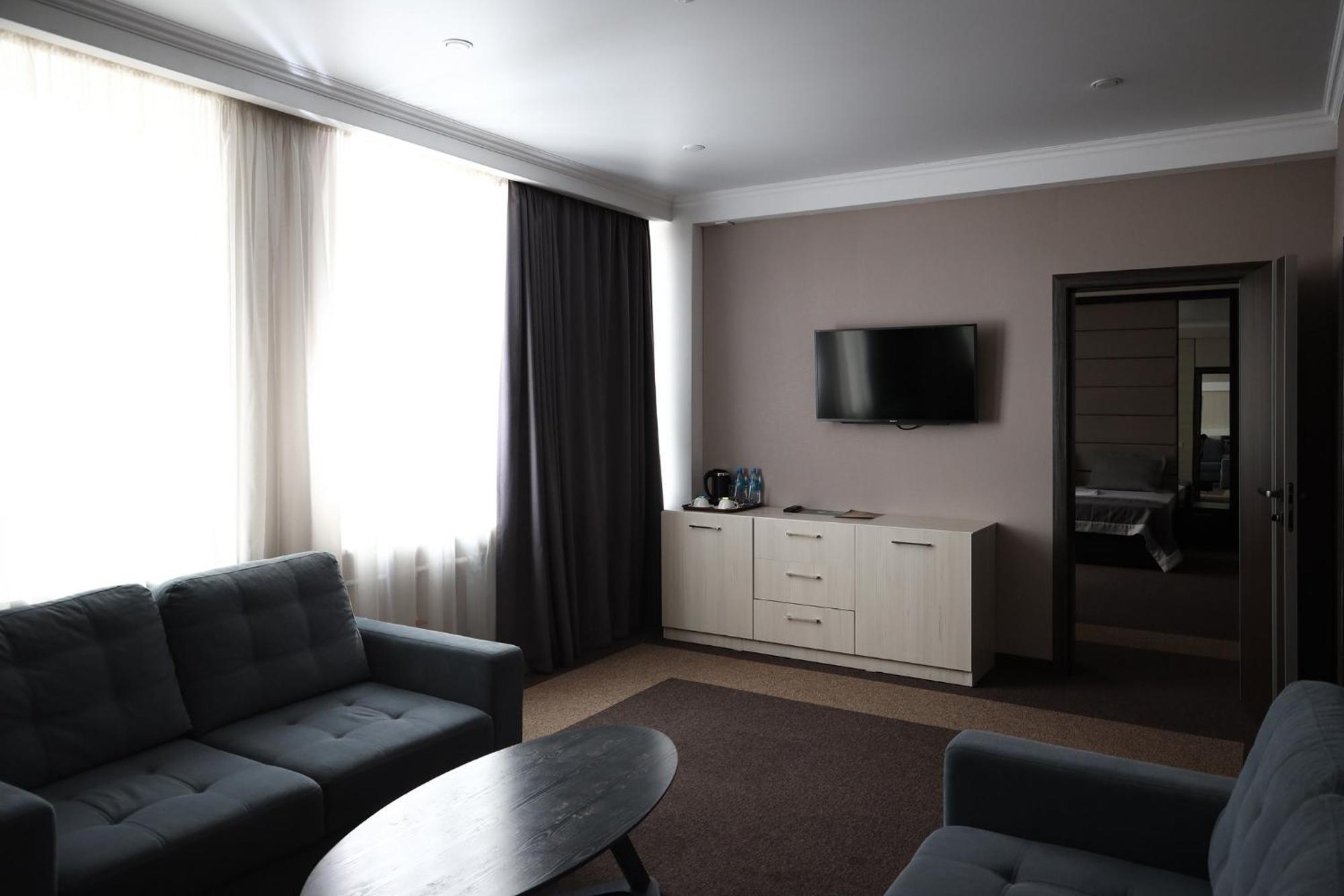 Meridian Karagandy Dış mekan fotoğraf