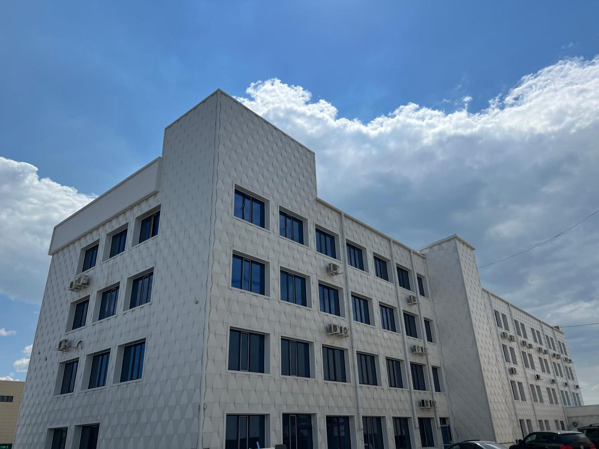Meridian Karagandy Dış mekan fotoğraf