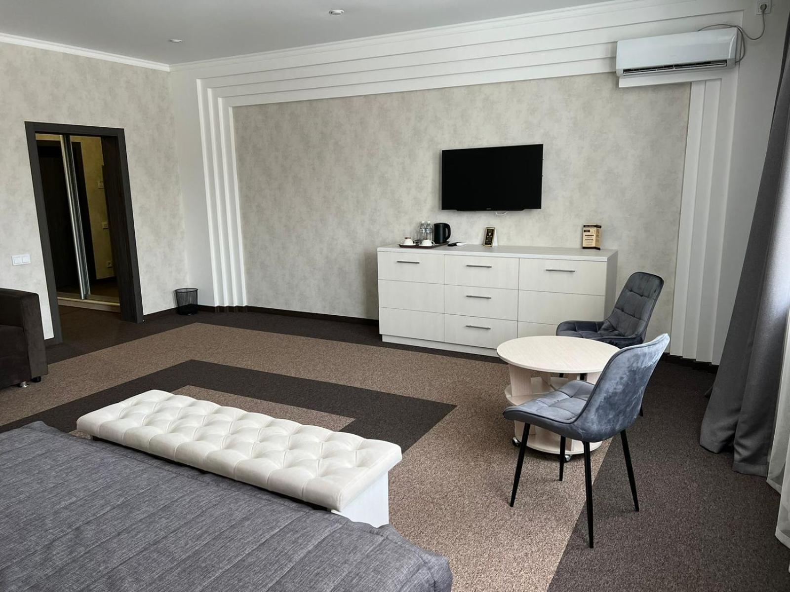 Meridian Karagandy Dış mekan fotoğraf