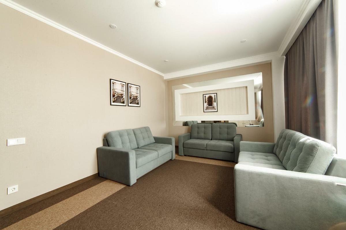 Meridian Karagandy Dış mekan fotoğraf