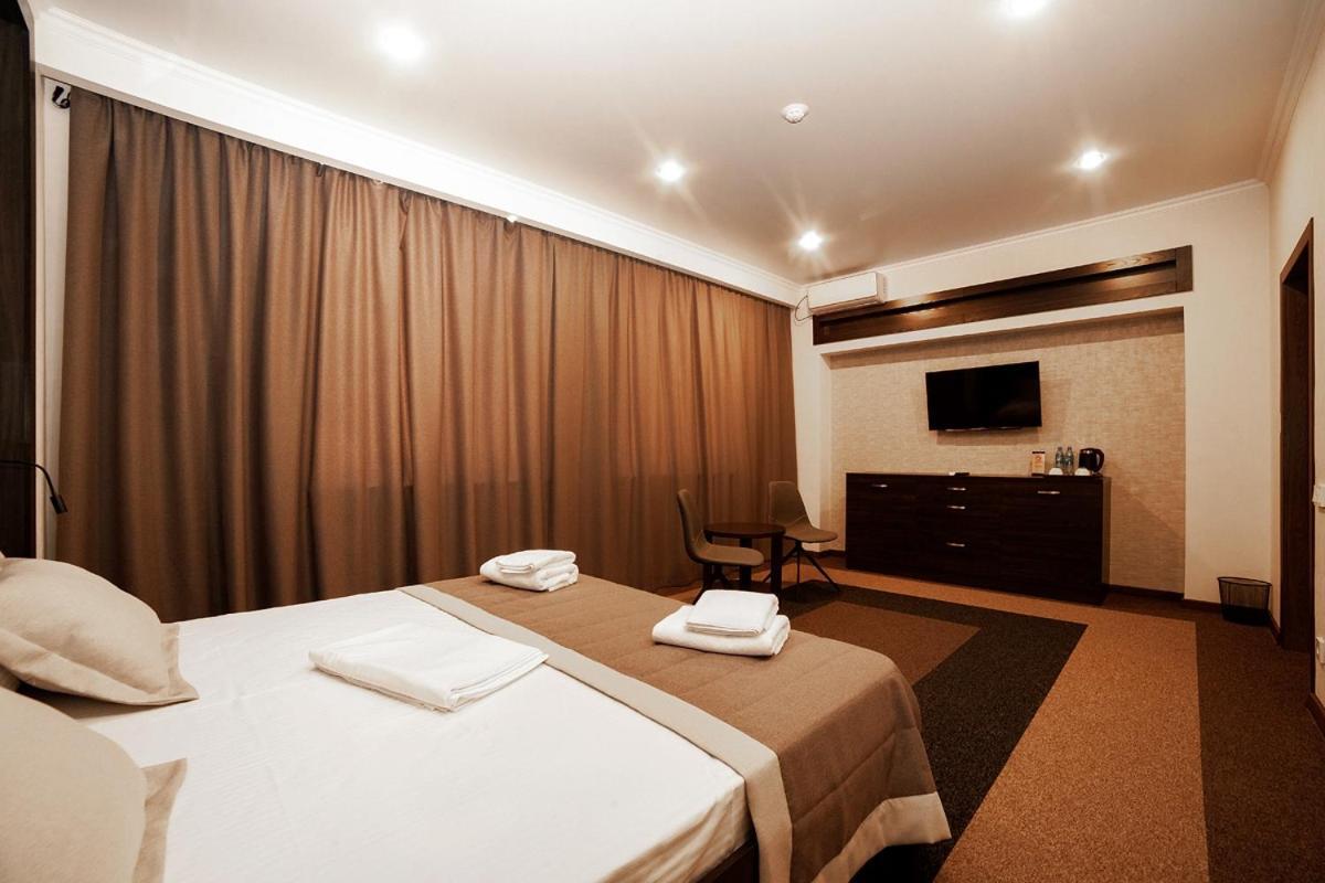 Meridian Karagandy Dış mekan fotoğraf
