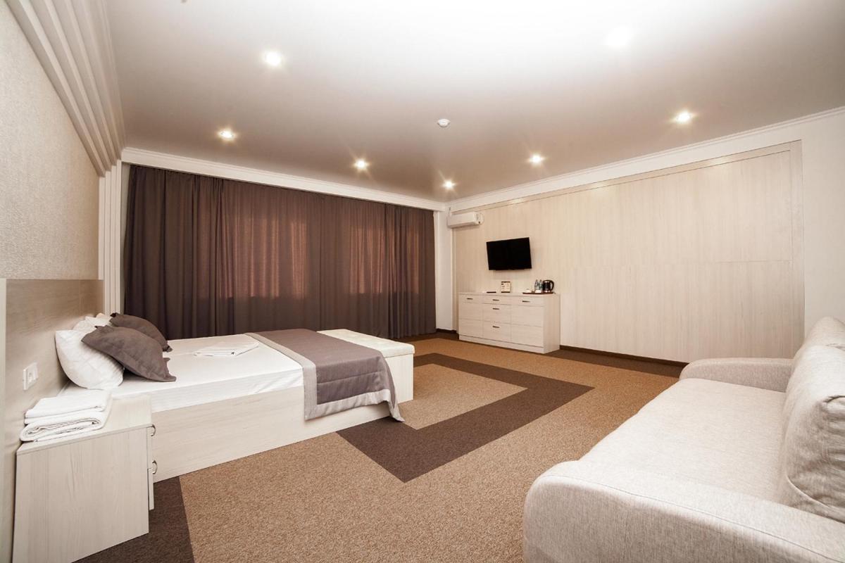Meridian Karagandy Dış mekan fotoğraf
